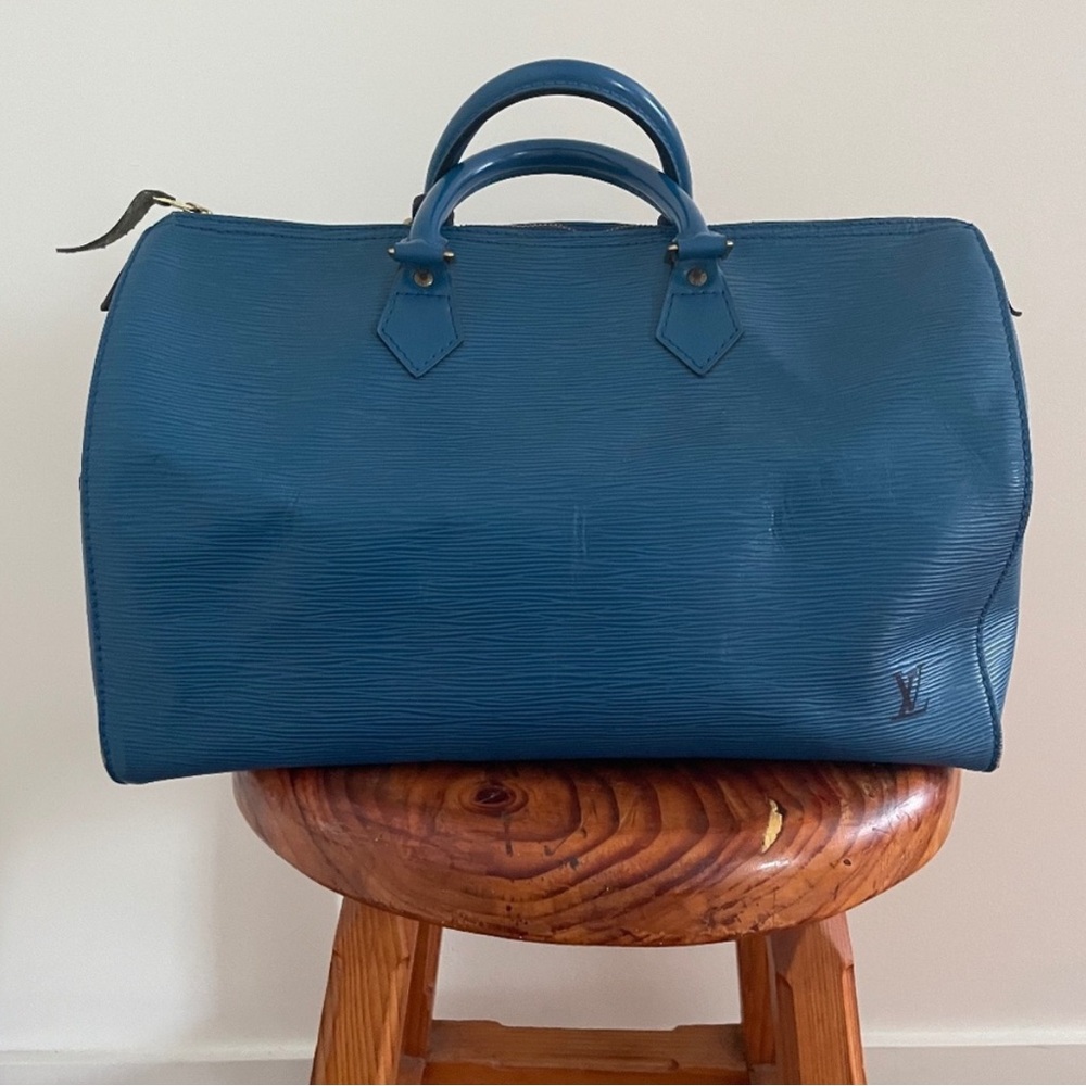 Authentic Louis Vuitton Speedy 35 in Epi Leather